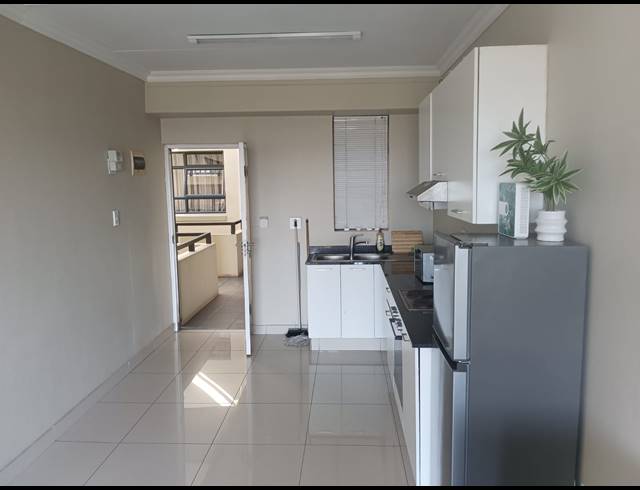 2 BEDROOM APARTMENT FOR SALE IN UMHLANGA RIDGE